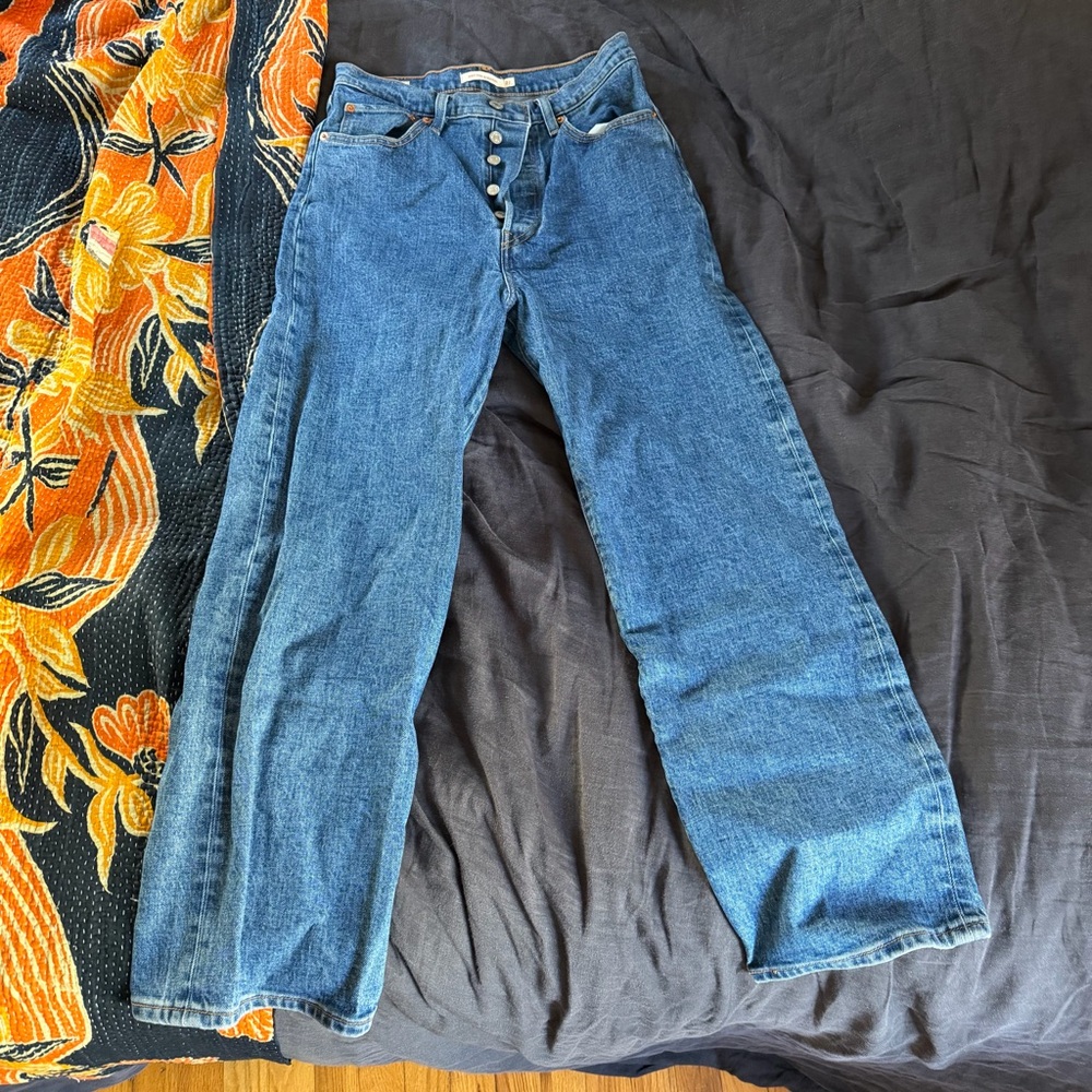 Levi’s ribcage straight blue Jeans